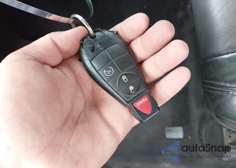 2013 Jeep Grand Cherokee Laredo из США, поврежденный, VIN 1C4RJFAG0DC615445